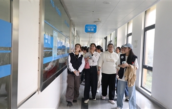 探科幻之翼智绘生涯蓝图·访医工之道慧定人生航向——高二年级研学小记